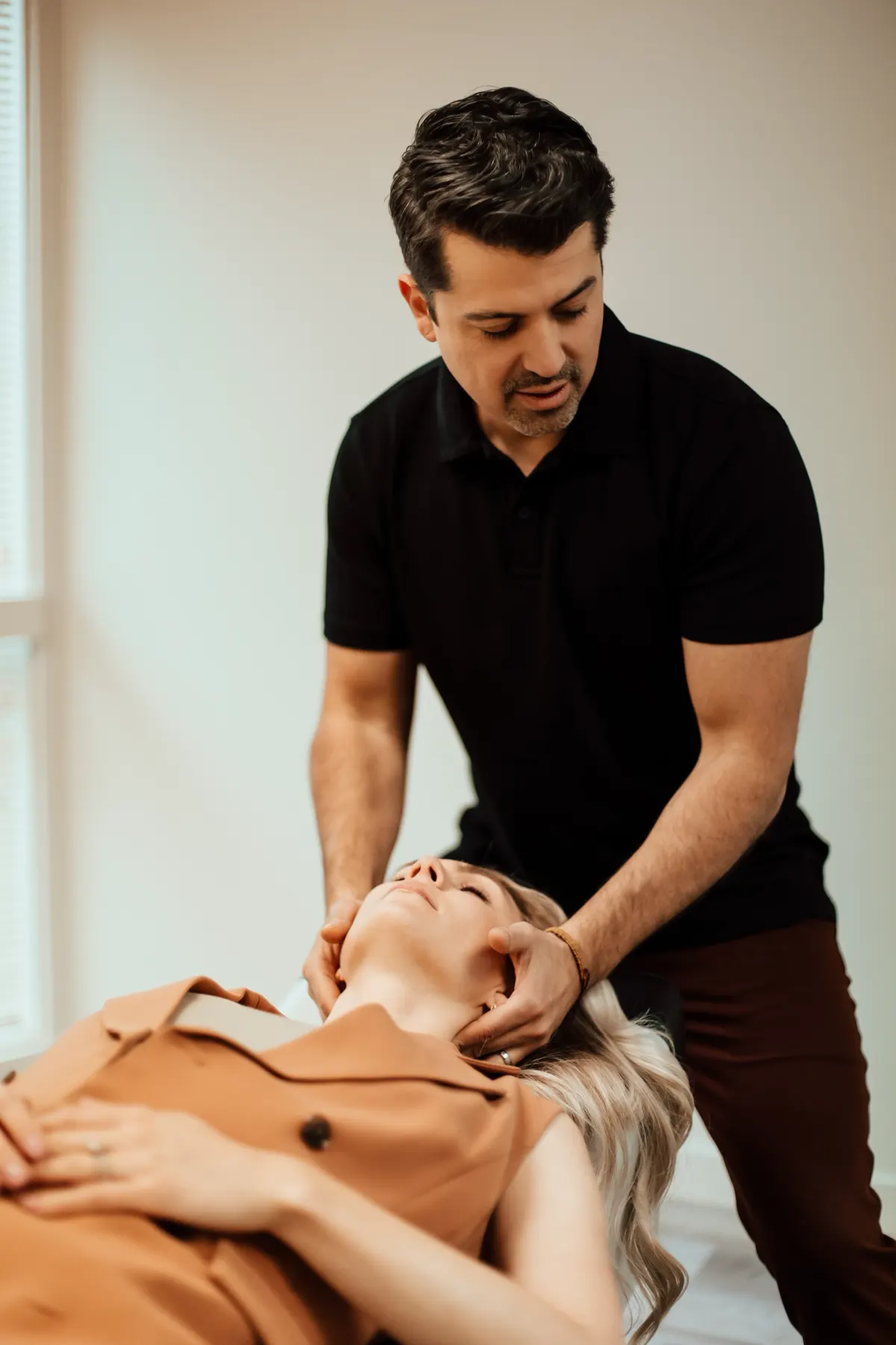 Ajuste quiropr&aacute;ctico en True Health Chiropractic